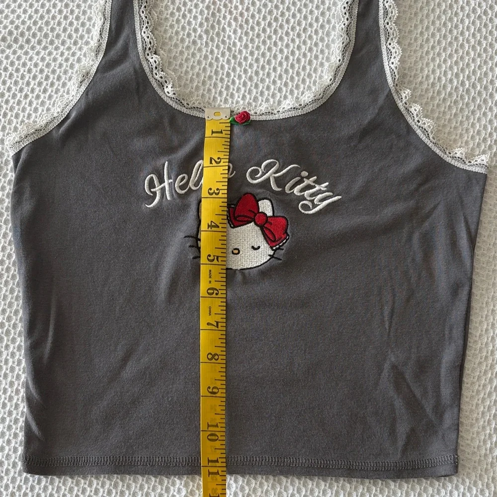 Hello Kitty Gray and White Lace Top - Picture 5 of 5